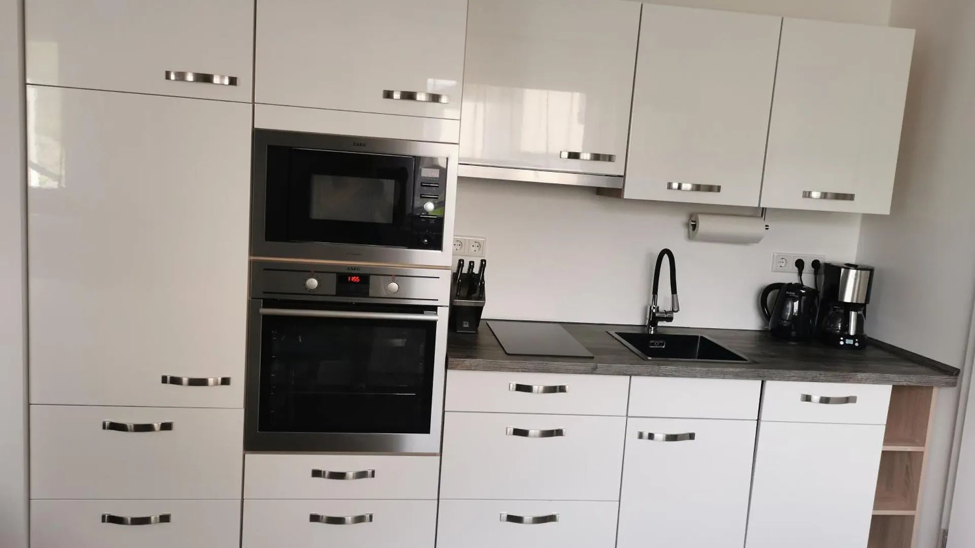 Apartment Bei Der Palme Mit Sauna Moeglichkeit Düsseldorf 0*,  Německo